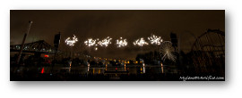 Fireworks photograph title=\Photograph © 2016 Mylene Salvas