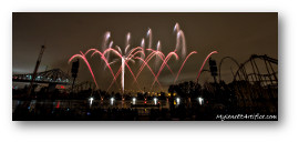 Fireworks photograph title=\Photograph © 2016 Mylene Salvas